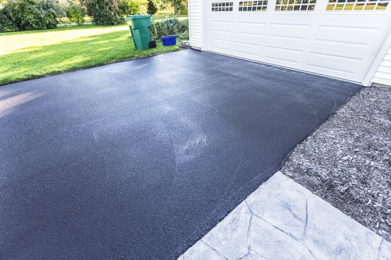 Residential Driveway Sealcoating in Fort Myers, FL